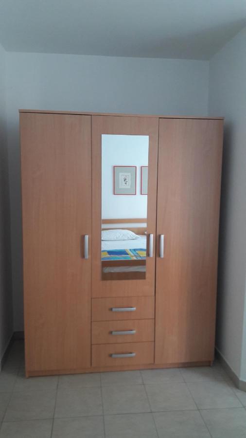Apartment Elinor 2 Ровин Екстериор снимка